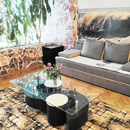 Amber 127m2 + Terrace Apartmán