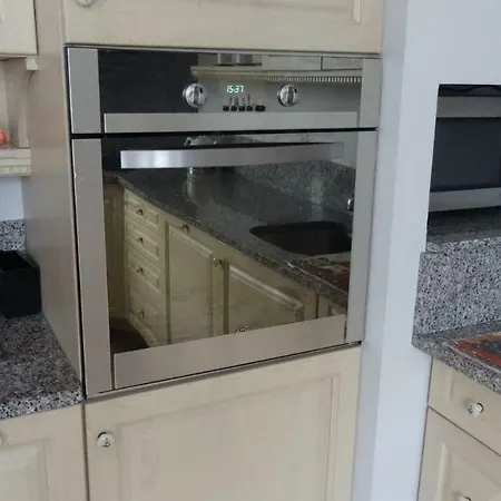 Amber 127m2 + Terrace شقة