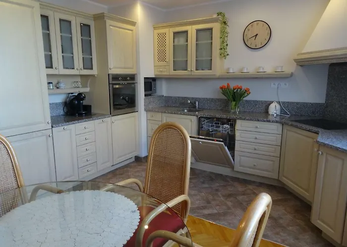 アパート Amber 127m2 + Terrace *